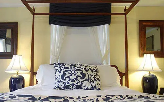 Samuel Durfee House B&B