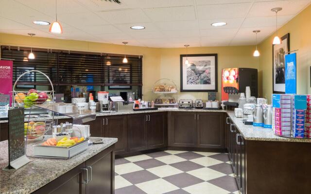 Larkspur Landing Select Carlisle