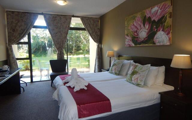 Elephant Lake Hotel