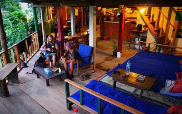 Easy Go Backpacker Hostel