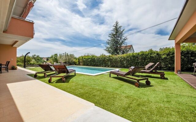 Villa Sky