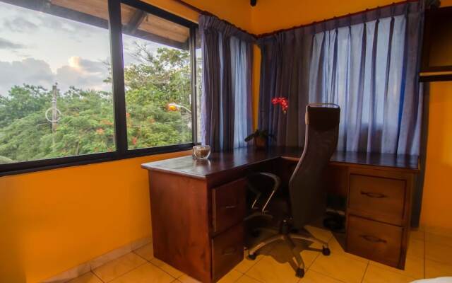 Plaza Colonial Penthouse