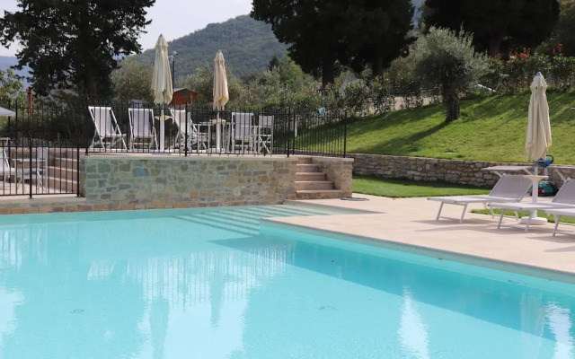 Il Borgo Di Villa Cellaia