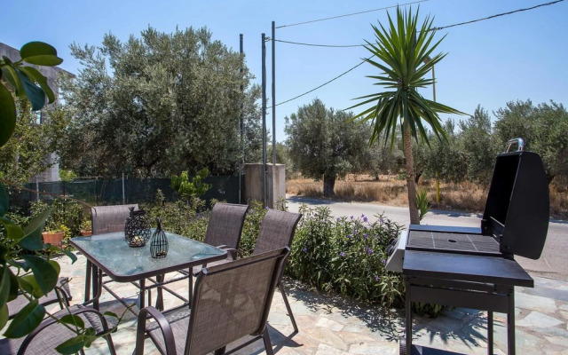 Villa Marilia - Lux home near Beach