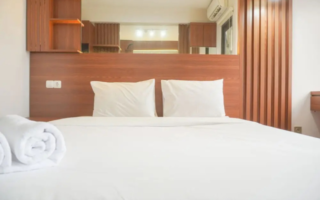 Relaxing And Homey Studio Transpark Cibubur Apartment