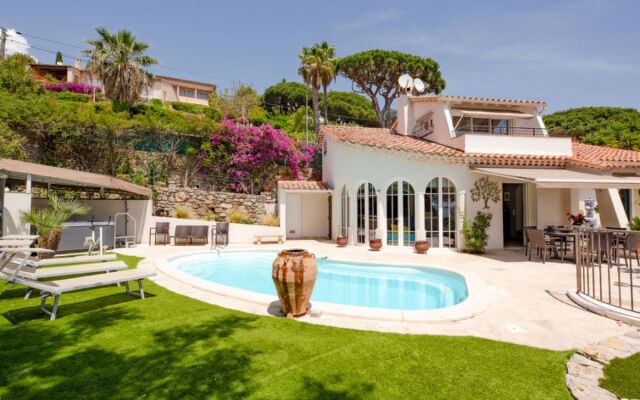 Holiday Home Villa Bindouletto