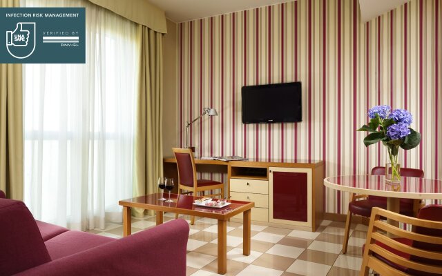 UnaHotels The One Milano Hotel & Residence