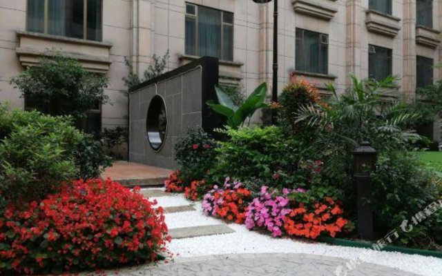 Zhaoqing International Grand Hotel