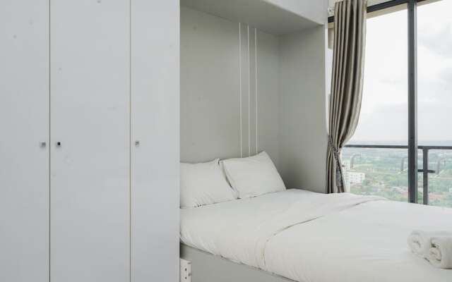Homey And Warm Studio At Sky House Bsd Apartment