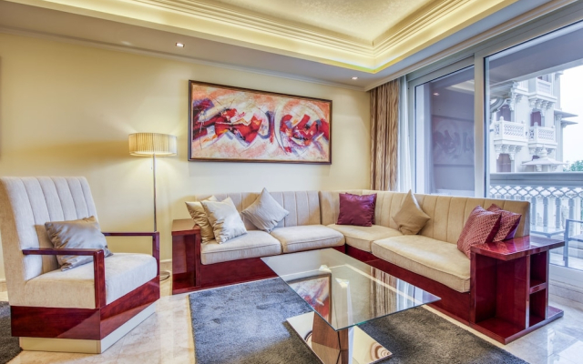 Grandeur Residence 1/bed Apt.