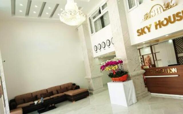 Skyhouse Hotel