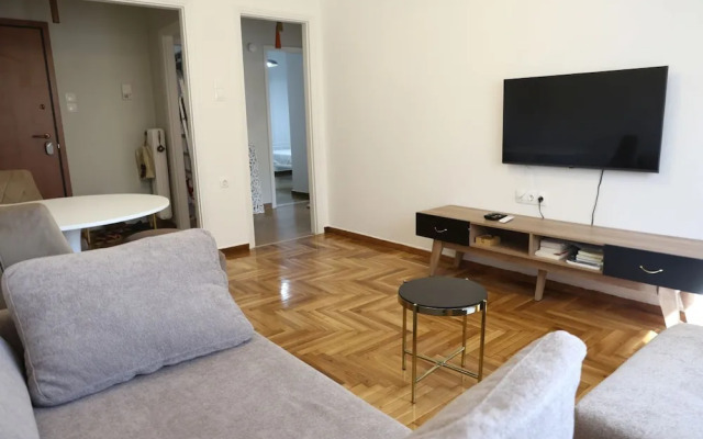 Serene & Stylish apt by GHH