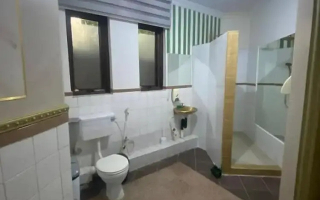 La Belva Court with Swimming Pool