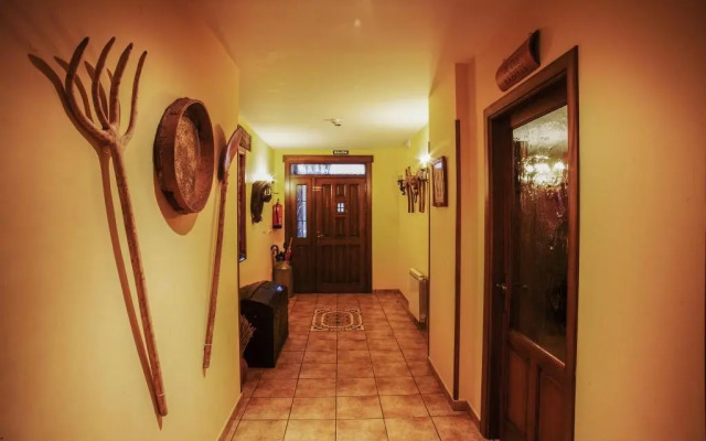 Hotel Rural Tirontillana