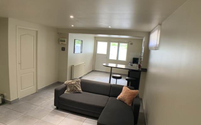 Appartement cosy proche Roissy CDG Astérix DisneyLand Paris