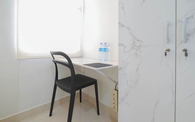 Great Deal And Homey Studio At Transpark Cibubur Apartment