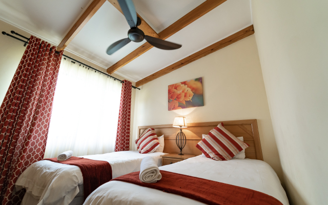 Gooderson Monks Cowl Golf Resort