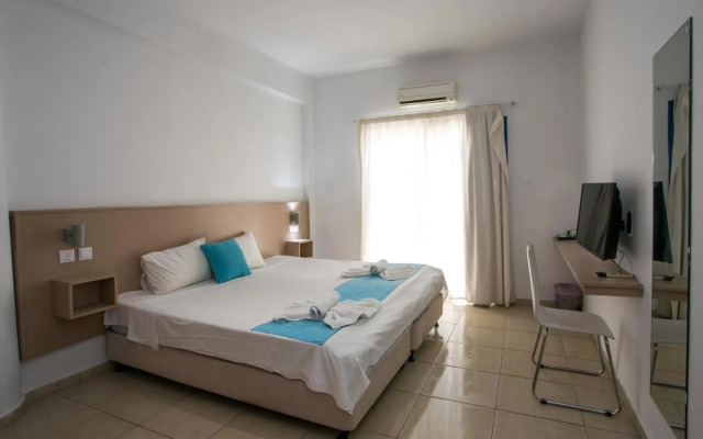 Sea CleoNapa Hotel and Annex