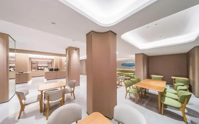 Ji Hotel Shenzhen Baoan Pingzhou Subway Station