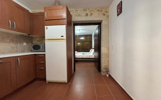 Electra Stone Suite