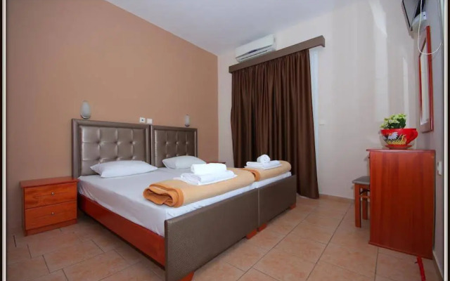 John & Eve Hotel