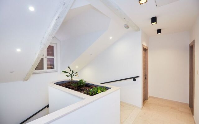 Boutique Villa Root