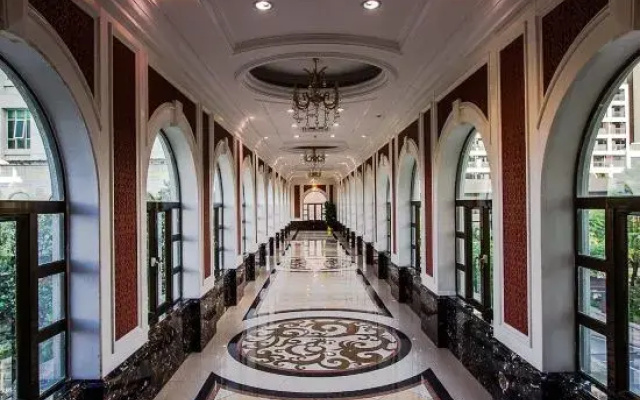 Foshan Huaxia Pearl Hotel