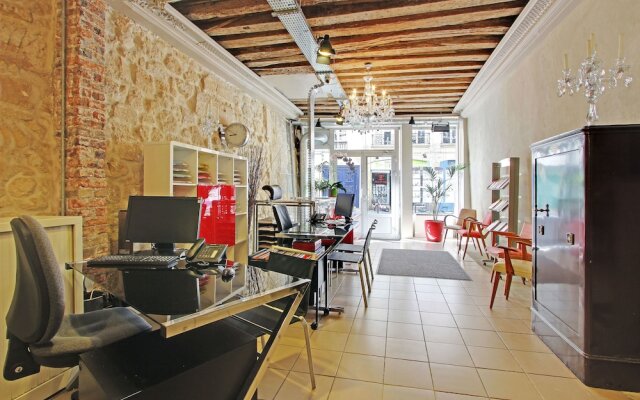 Appartements Paris Centre - At Home-Hotel