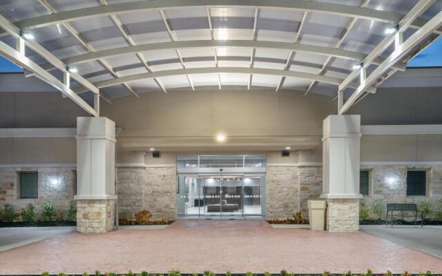 Holiday Inn Beaumont East - Medical Ctr Area by IHG
