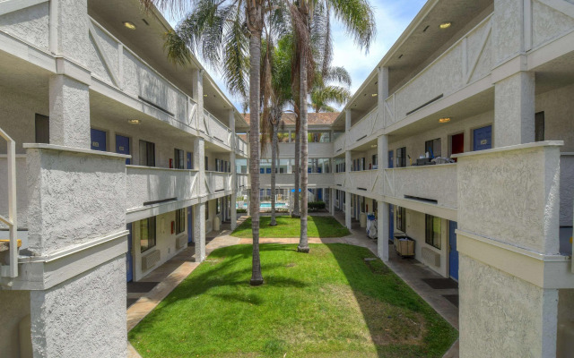 Motel 6 Chula Vista, CA - San Diego