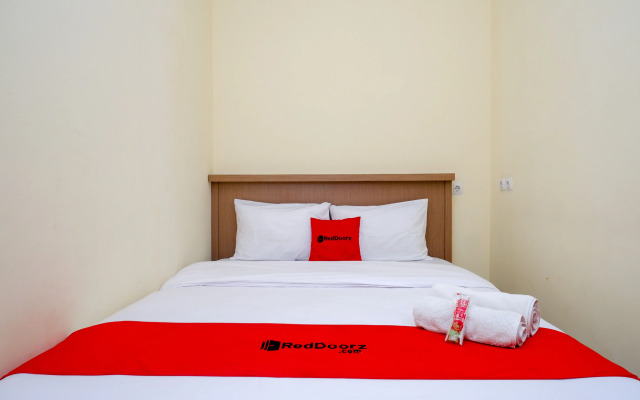 Reddoorz Near Siliwangi Semarang
