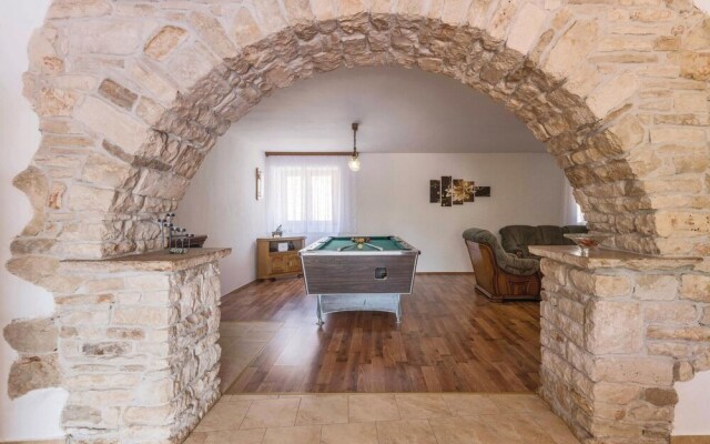 Beautiful Home in Vodnjan With Wifi and 3 Bedrooms