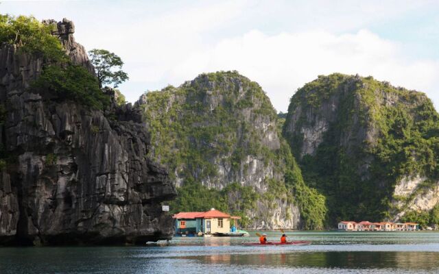 Imperial Classic Cruise Halong