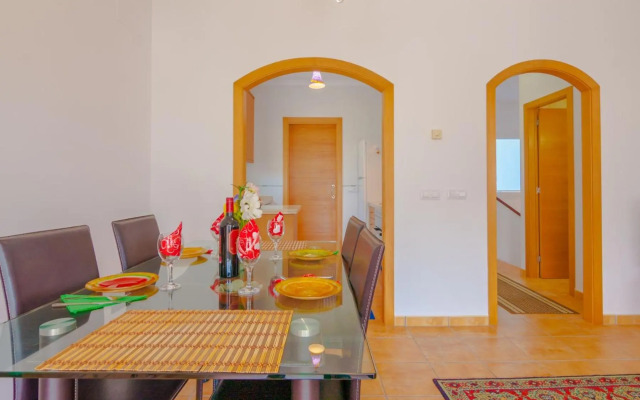 Villas Guzman-Grinev