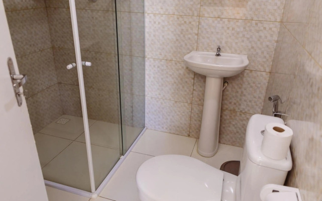 TEMPORADA737 Suite com Ar condicionado, wifi 300mbps, piscina