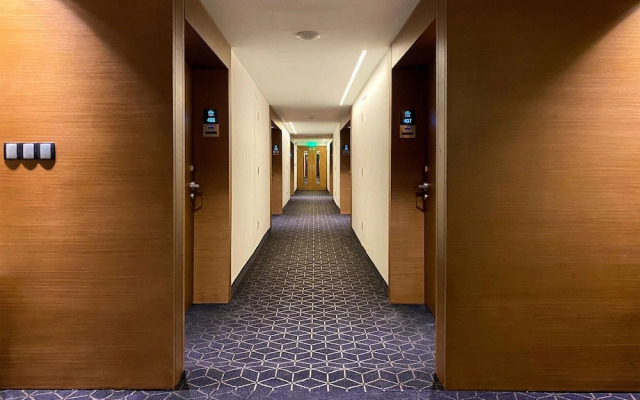 Ajax Hotel