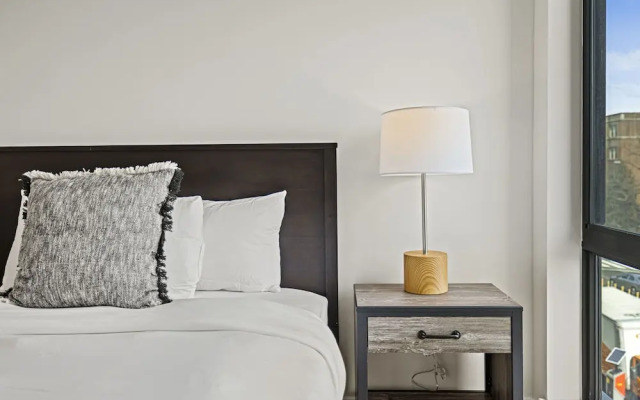 Placemakr Cathedral Heights