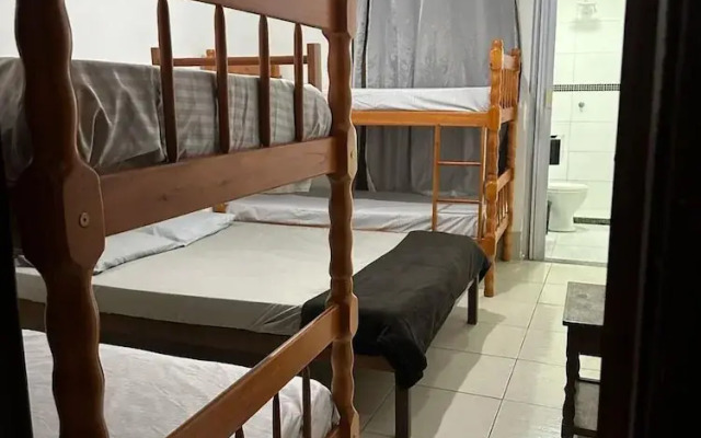Cabo Frio Beach House Hostel