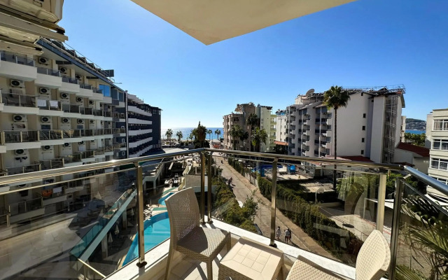 Monte Carlo Hotel - All Inclusive