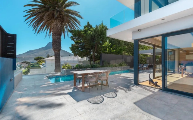 Amara Villa - Designer Villa With Solar Power