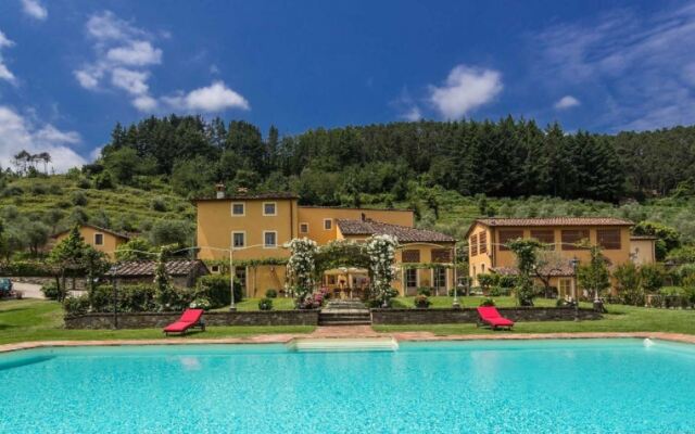 Luxury Country Villa Near Lucca-villa Fattoria