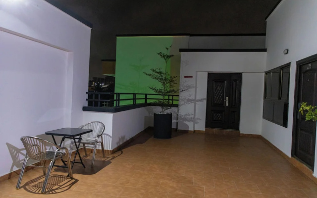 1 Bed Furnished Apartment - Wifi, Aircon, Security