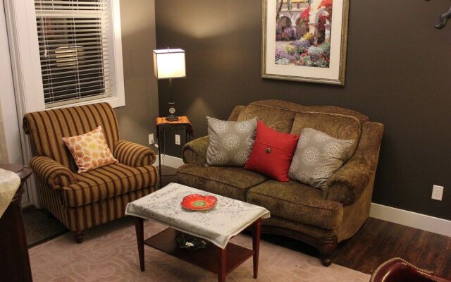 Brookside Inn Boutique Hotel