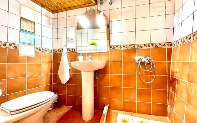 Casa Rural 3 con Barbacoa Cerca de Playa Hermigua