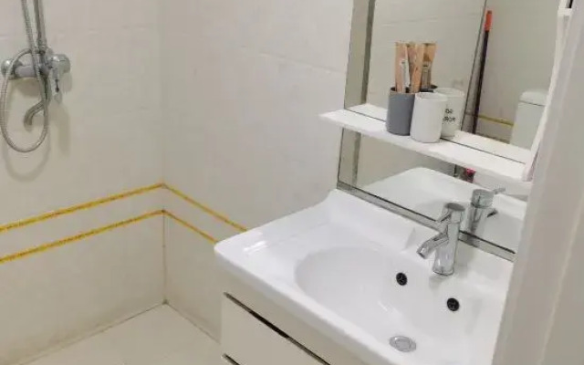 z9 Audio and Video Theme Apartment (Shenyang Tangyu City Plaza)