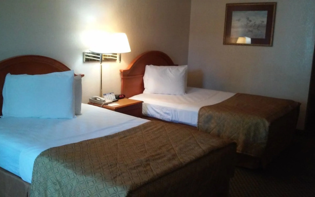 Vista Inn & Suites Tampa