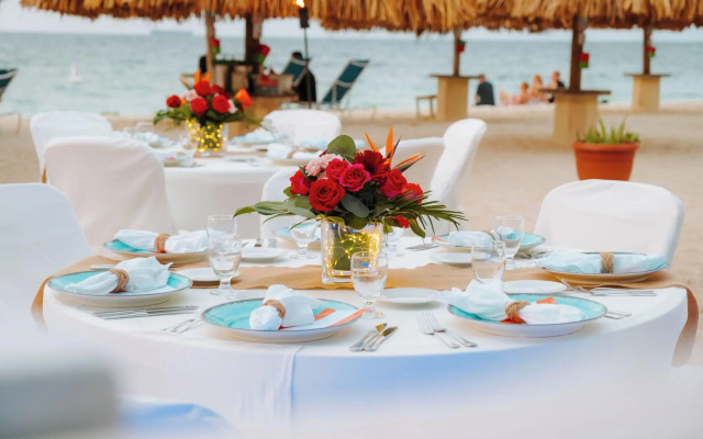 Amsterdam Manor Beach Resort