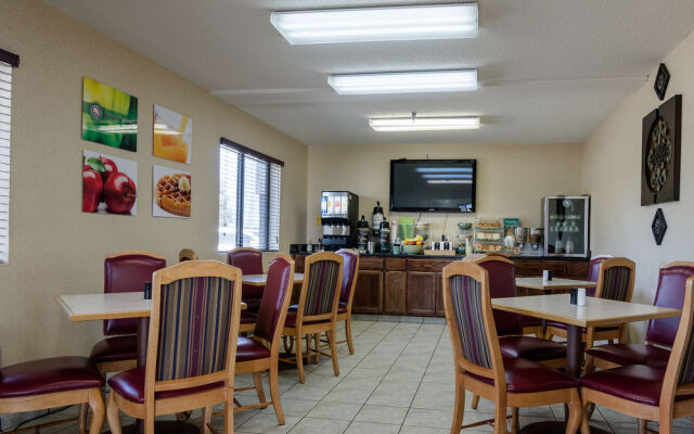 Quality Inn I-70 Wanamaker