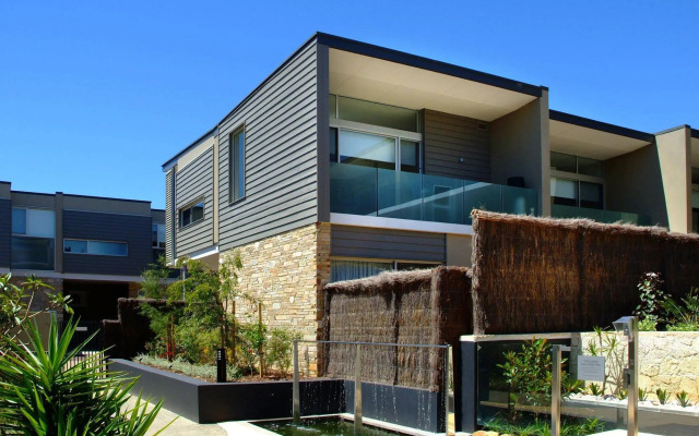Smiths Beach Resort