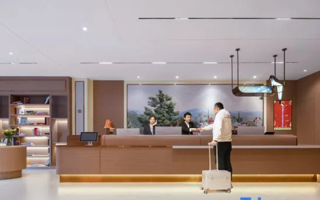 Vienna 3 Best Hotel Xi 'an Xibu Boulevard IKEA Huiju Branch – People – Xi'an